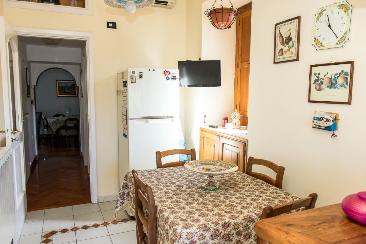 Capitano Nino Guest House Meta Exterior foto